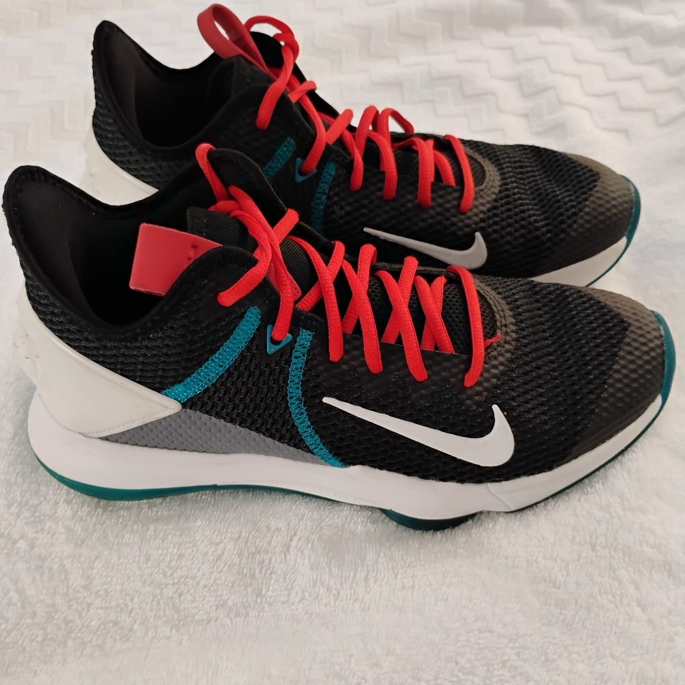 Nike Black and Red Athletic Shoes